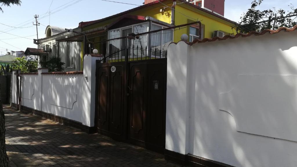 Guest House Nadejda room 6